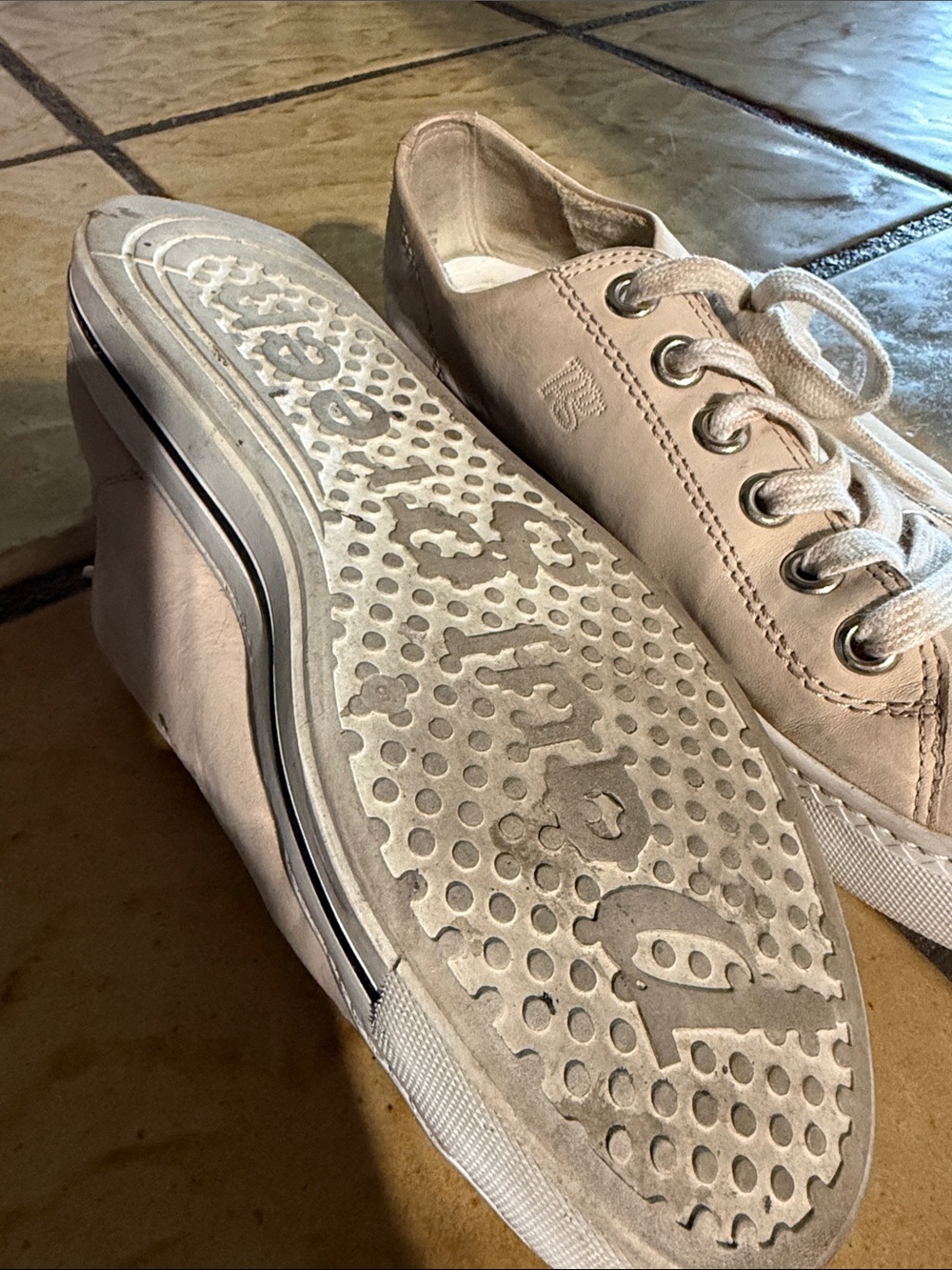 Paul Green Light Pink Beige Leather Sneakers - Picture 3 of 3
